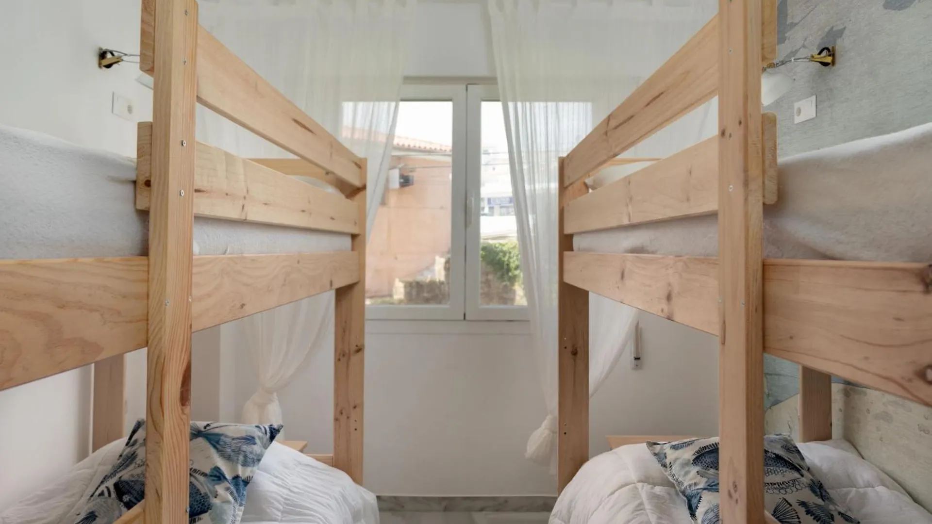 Apartment Arena Beach 1St Line Family Retreat By Interhome Estepona