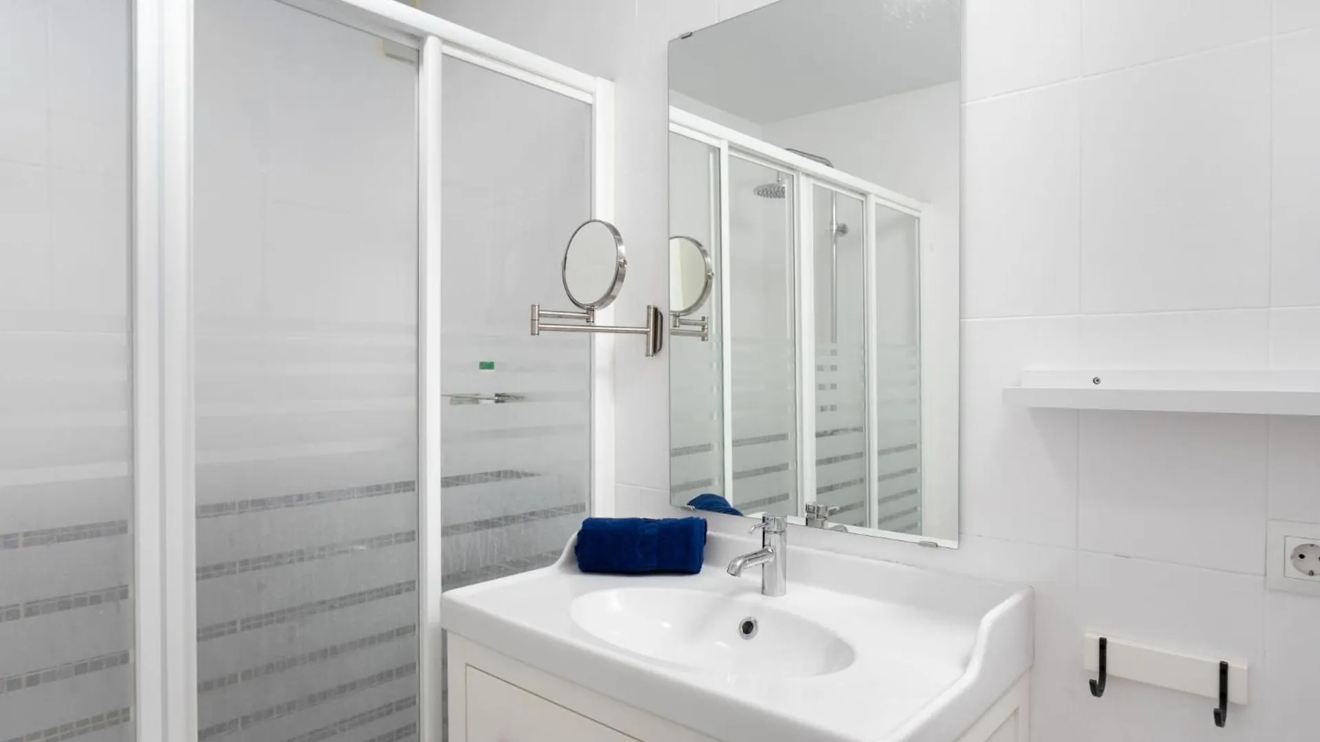 Apartment Arena Beach 1St Line Family Retreat By Interhome Estepona 0*,