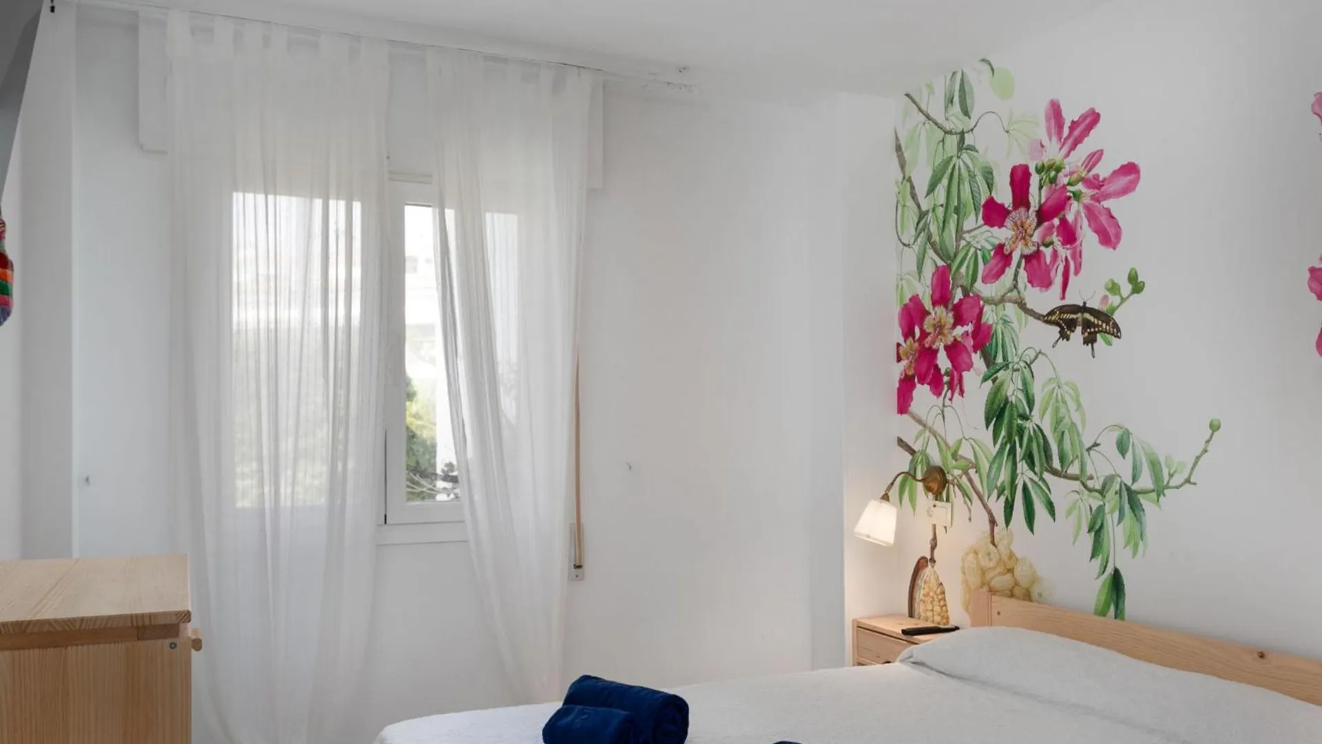 Apartment Arena Beach 1St Line Family Retreat By Interhome Estepona