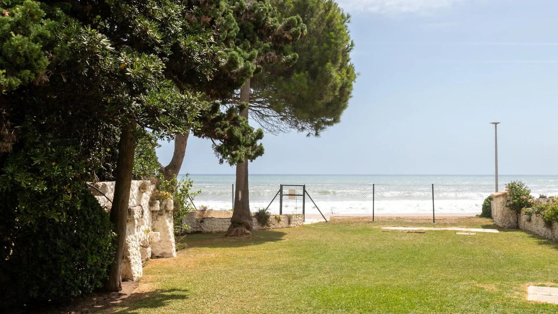Apartment Arena Beach 1St Line Family Retreat By Interhome Estepona
