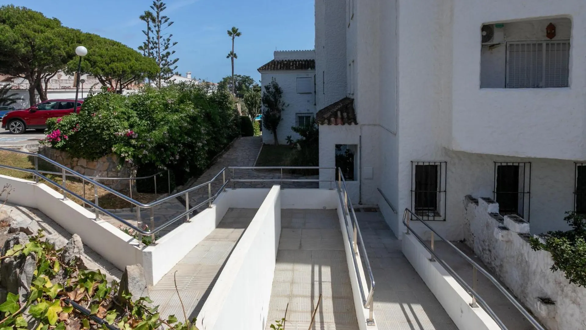 Apartment Arena Beach 1St Line Family Retreat By Interhome Estepona